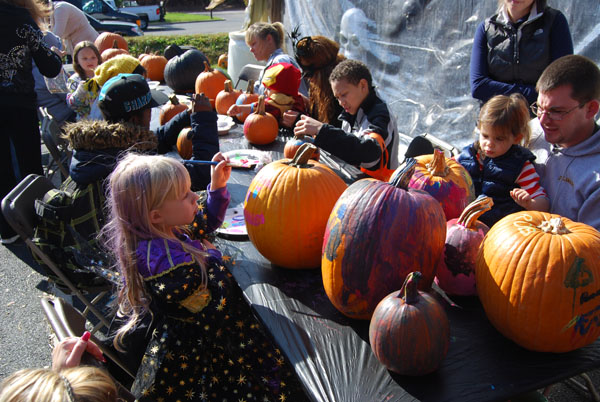 Islandia Village Village of Islandia Celebrates Halloween at its 9th Annual Pumpkin Fest