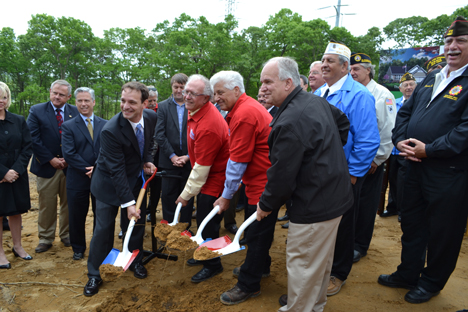 Islandia Village Mayor Allan M. Dorman Participates in Groundbreaking of Veterans Way Subdivision
